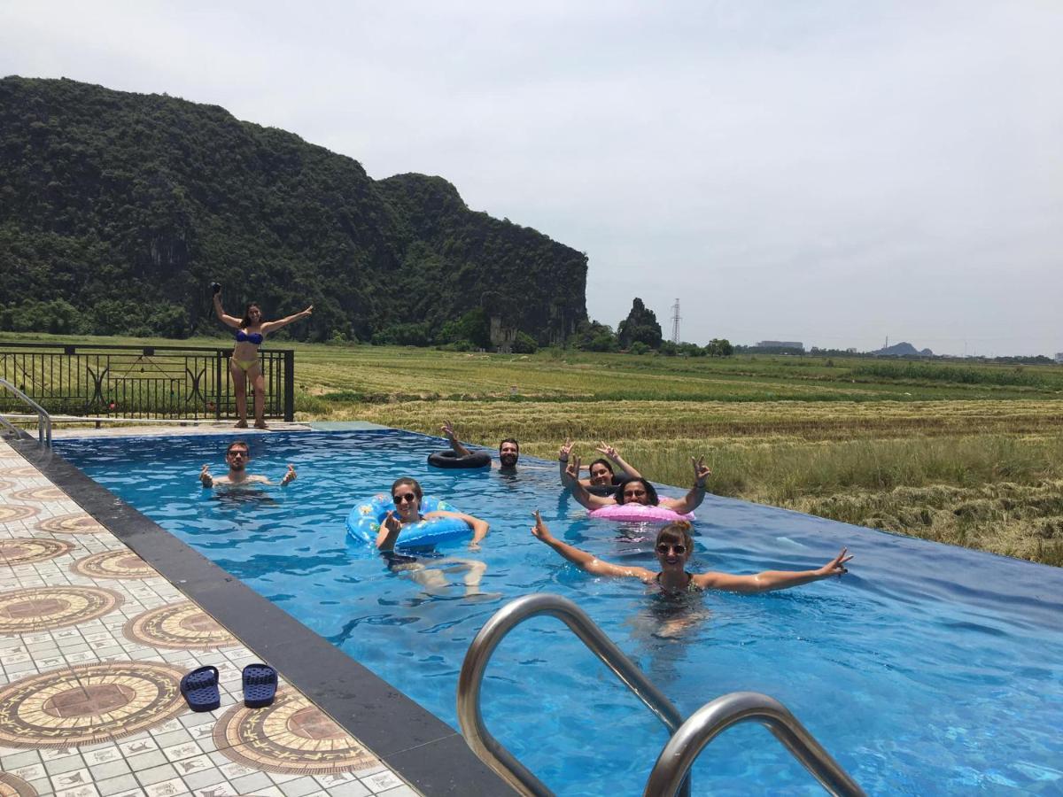 Апартаменты Papaya Bungalow & Rice Fields Ниньбинь Экстерьер фото