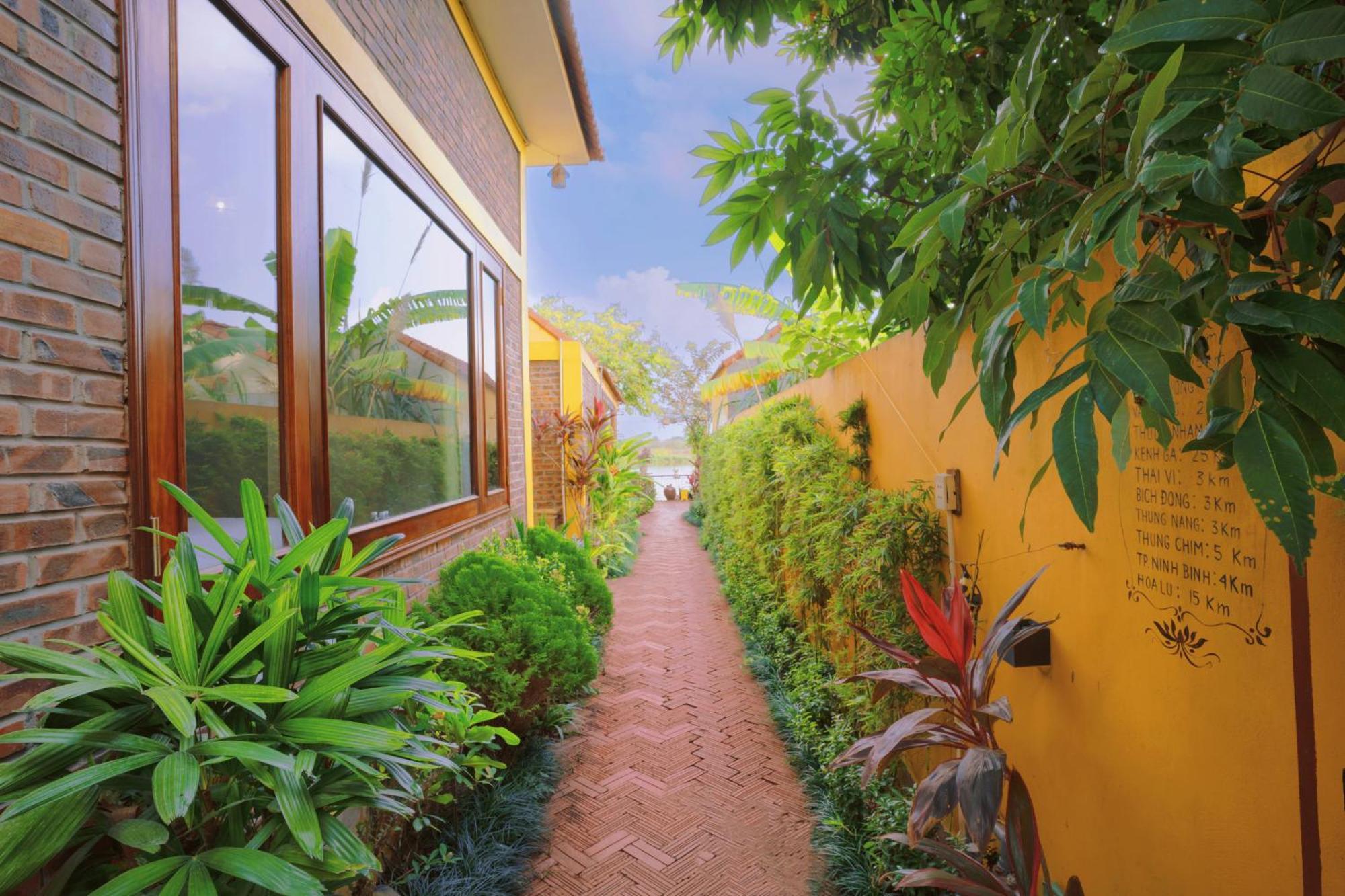 Апартаменты Papaya Bungalow & Rice Fields Ниньбинь Экстерьер фото