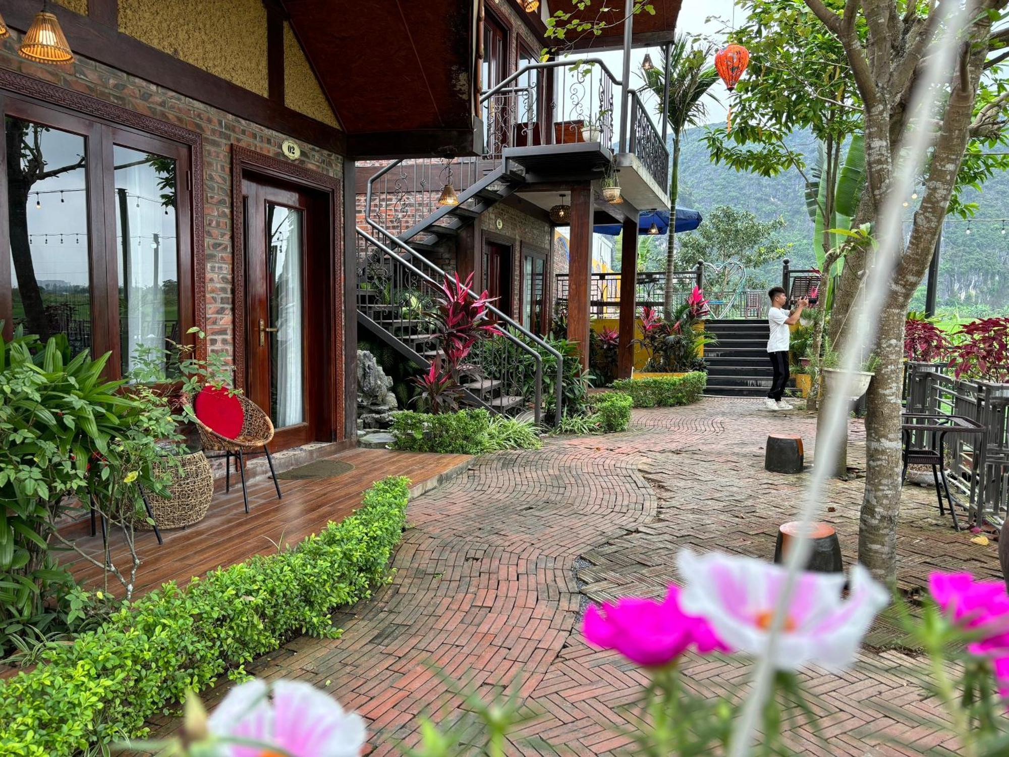 Апартаменты Papaya Bungalow & Rice Fields Ниньбинь Экстерьер фото